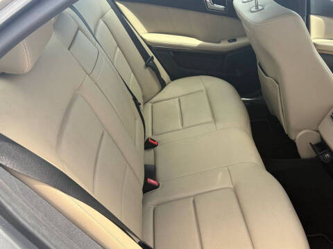 2010 Mercedes-Benz E-Class
