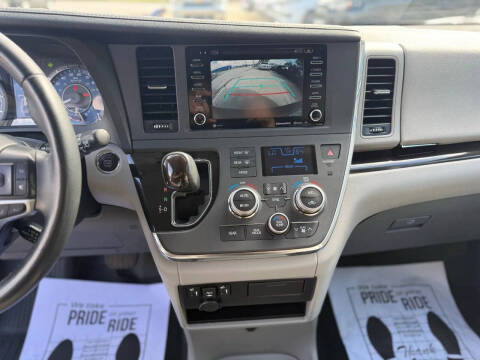 2019 Toyota Sienna XLE Premium 7-Passenger