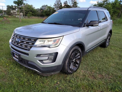 2017 Ford Explorer for sale at LA PULGA DE AUTOS in Dallas TX