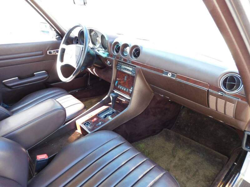 1987 Mercedes-Benz 560-Class 560 SL