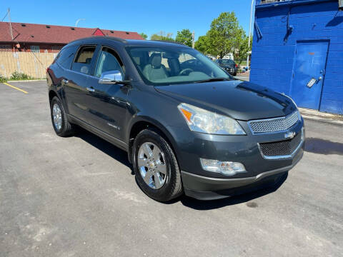 2009 Chevrolet Traverse for sale at Senator Auto Sales in Wayne MI