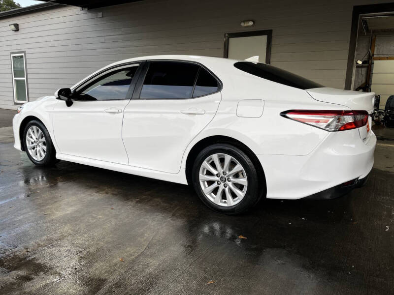 2019 Toyota Camry LE