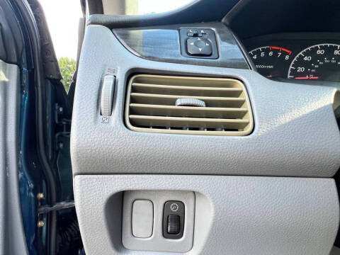 2005 Mitsubishi Lancer ES