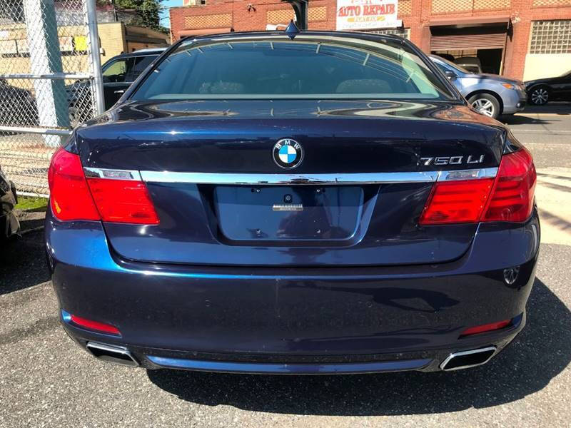 2011 BMW 7 Series 750Li xDrive