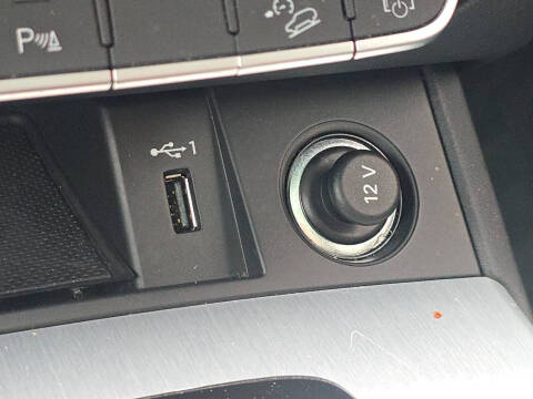 2021 Audi SQ5 3.0T quattro Premium Plus