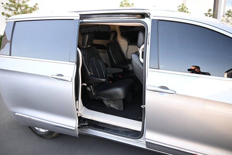 2019 Chrysler Pacifica Touring L