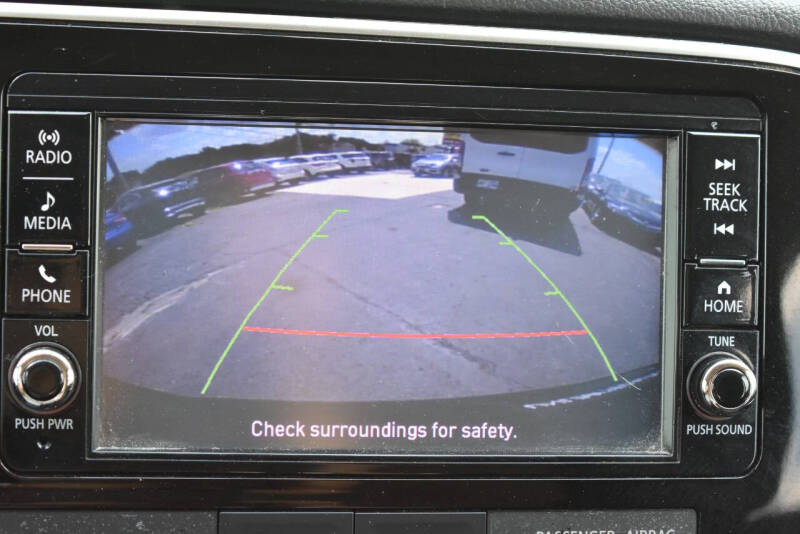 2018 Mitsubishi Outlander ES