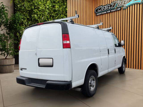 2021 Chevrolet Express 2500