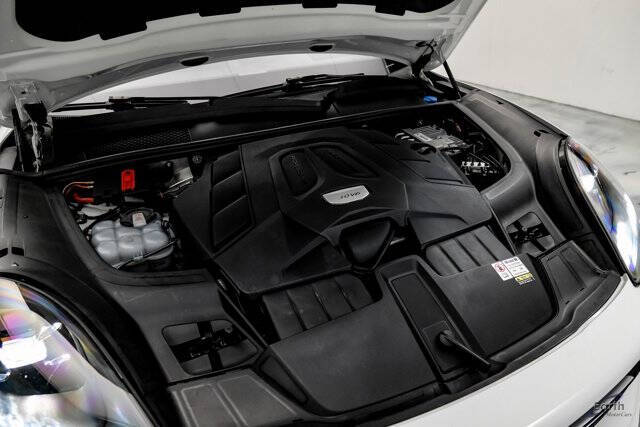 2023 Porsche Cayenne