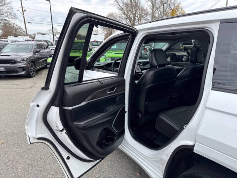 2023 Jeep Grand Cherokee 30th Anniversary 4xe