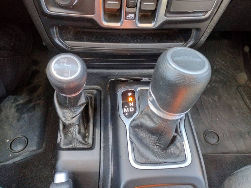 2021 Jeep Gladiator Willys