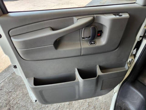 2011 Chevrolet Express LT 2500