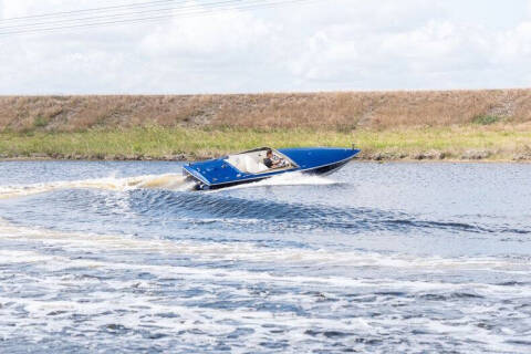 1994 Donzi Marine Classic 22