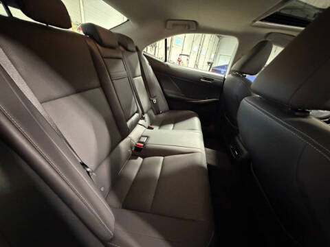 2019 Lexus IS 300