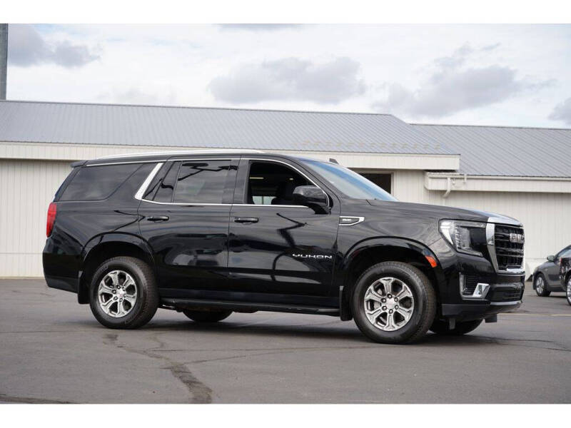 2022 GMC Yukon SLE