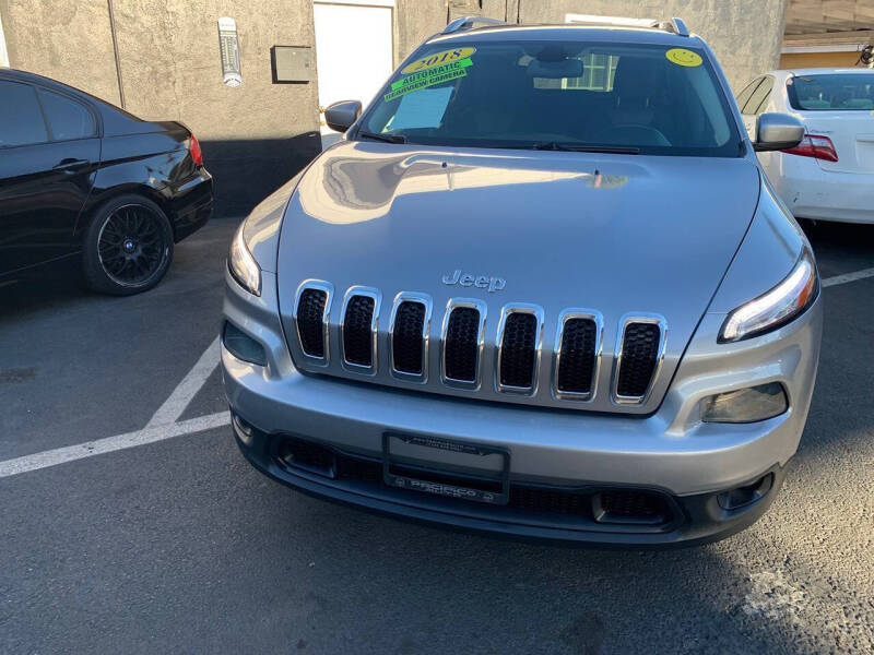 2018 Jeep Cherokee Latitude