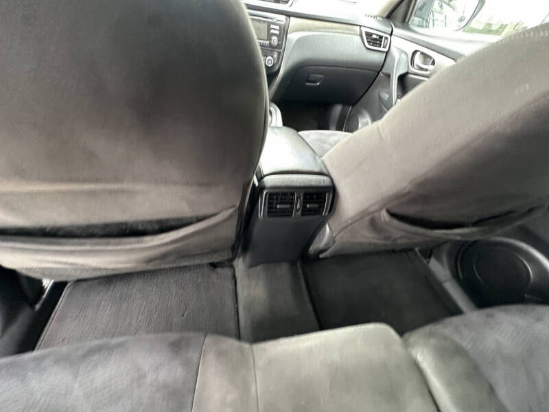 2015 Nissan Rogue SV