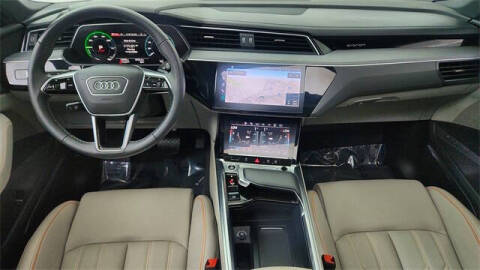 2024 Audi Q8 e-tron quattro Prestige