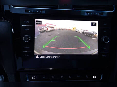 2021 Volkswagen Golf GTI Autobahn