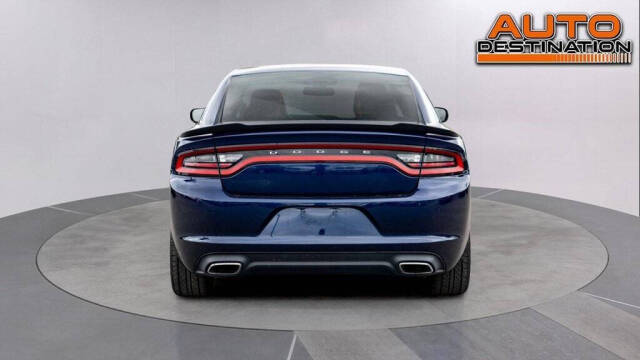 2017 Dodge Charger for sale at Auto Destination in Puyallup, WA