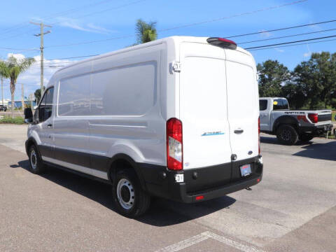 2023 Ford E-Transit