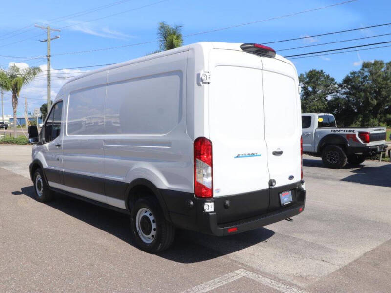 2023 Ford E-Transit