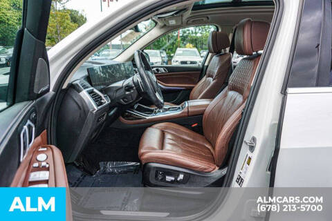 2025 BMW X7 xDrive40i