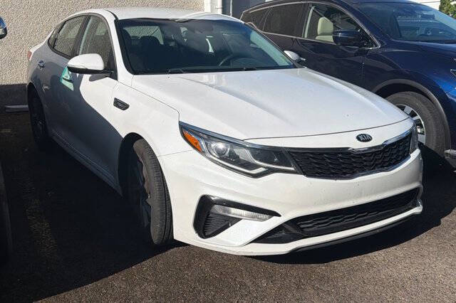 2020 Kia Optima LX