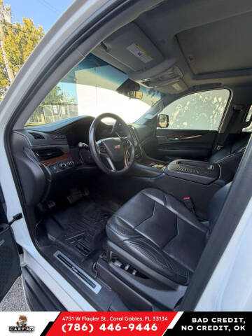 2018 Cadillac Escalade Luxury
