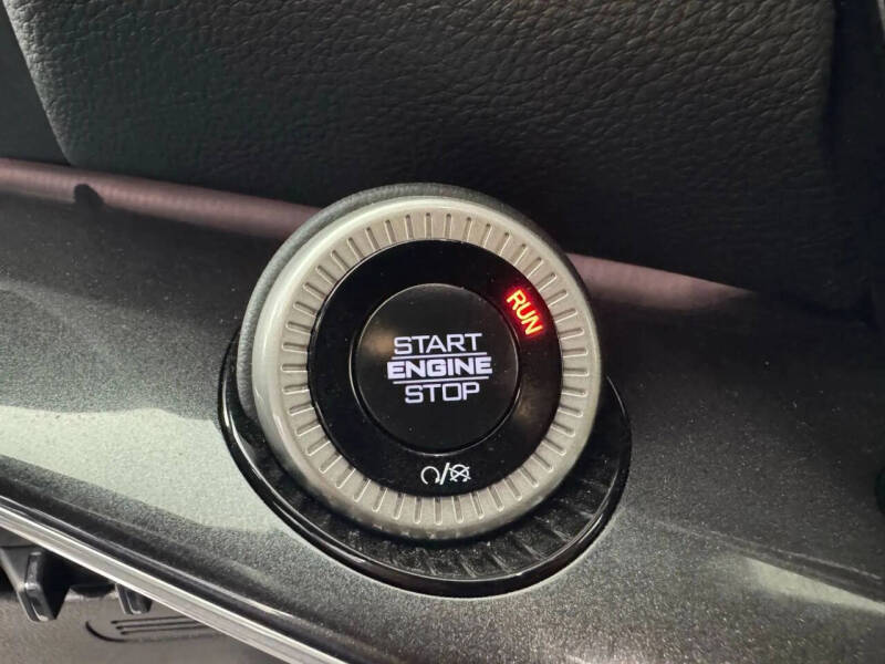 2024 Jeep Wagoneer L