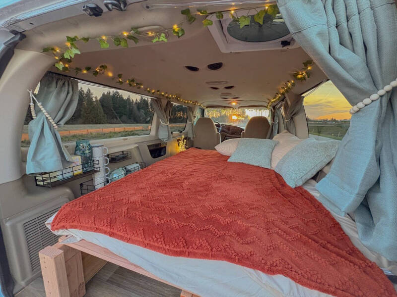 2008 Ford E-Series E-350 SD XLT