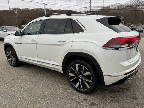 2026 Volkswagen Atlas Cross Sport SEL Premium R-Line 4Motion