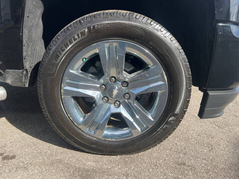 2017 Chevrolet Silverado 1500 Custom