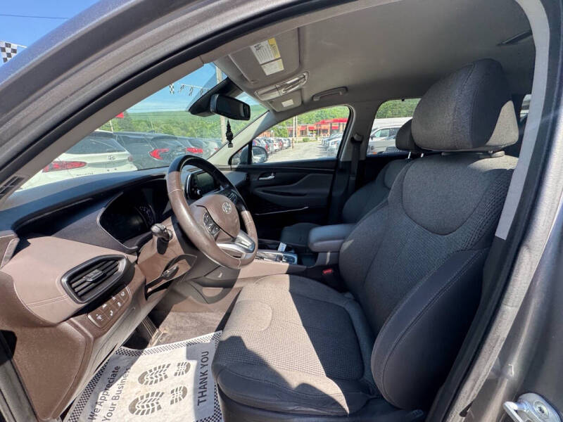 2019 Hyundai Santa Fe SEL Plus 2.4L