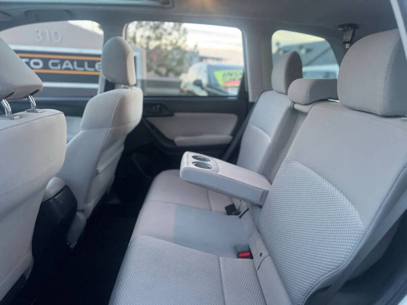 2015 Subaru Forester 2.5i Premium