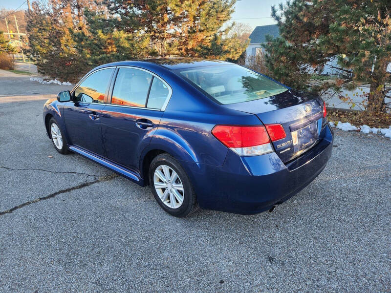 2011 Subaru Legacy 2.5i Premium