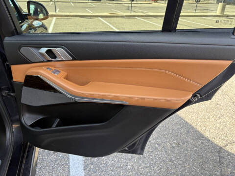 2019 BMW X7 xDrive50i