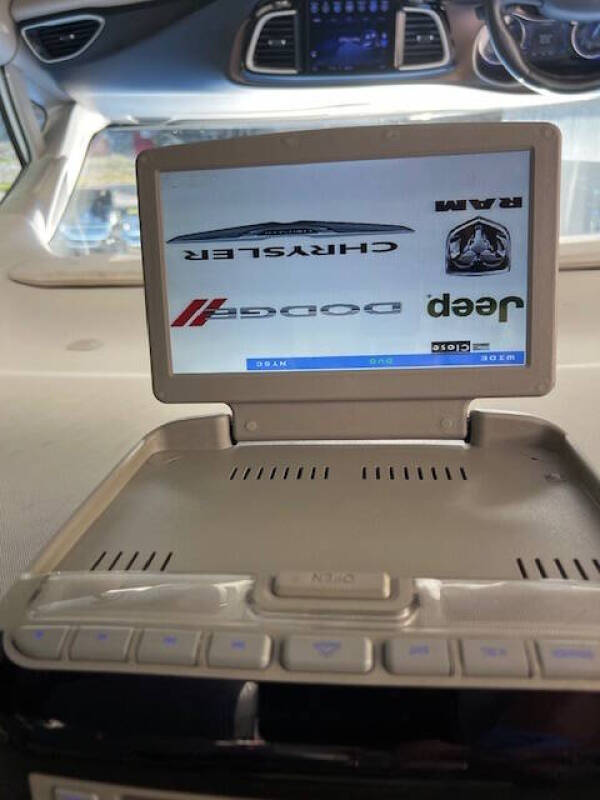 2017 Chrysler Pacifica Touring Plus