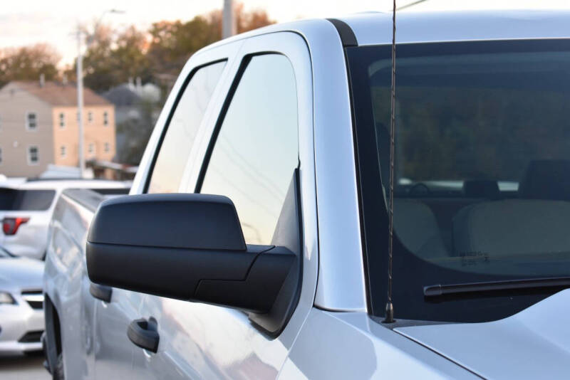 2019 Chevrolet Silverado 1500 LD Custom