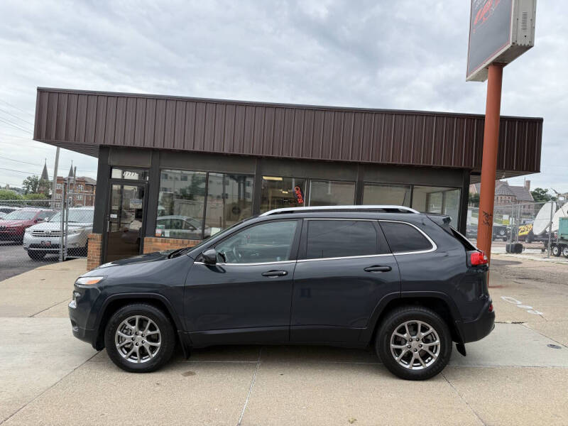 2018 Jeep Cherokee Latitude Plus