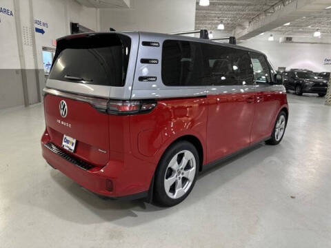 2025 Volkswagen ID. Buzz Pro S Plus 4Motion