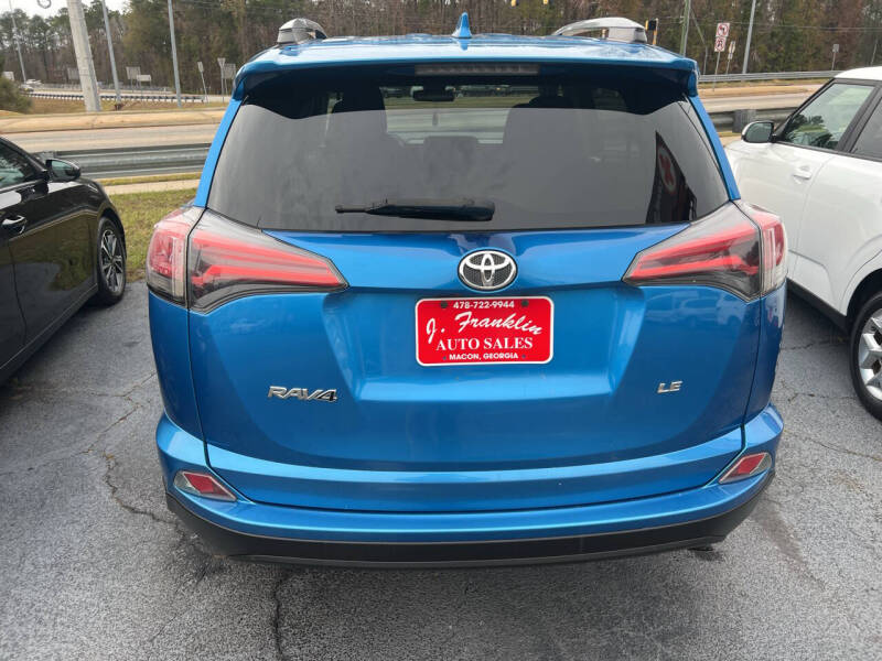 2018 Toyota RAV4 LE