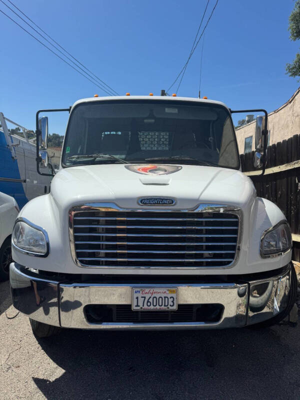 2021 Freightliner M2 106