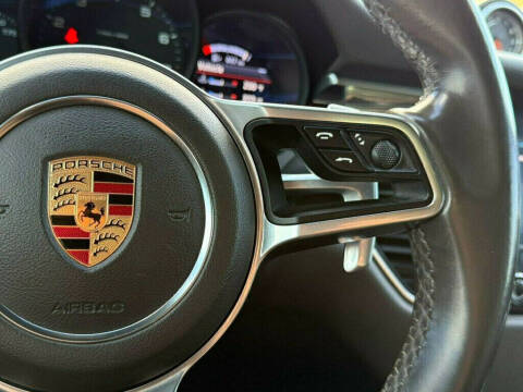 2017 Porsche Macan