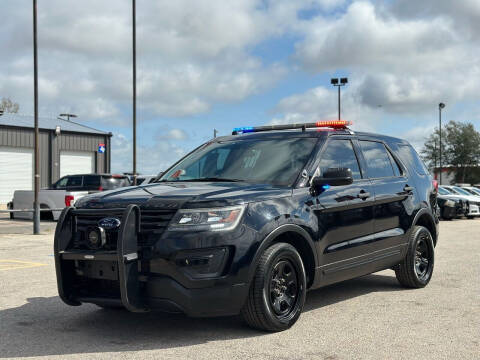 2017 Ford Explorer for sale at Chiefs Auto Group in Hempstead TX