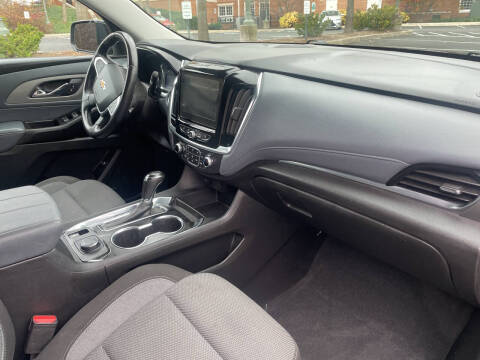 2020 Chevrolet Traverse LT Cloth