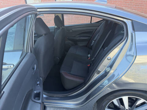 2021 Nissan Versa SR