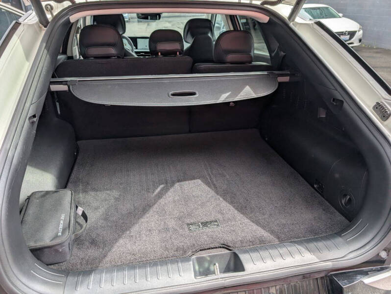 2024 Kia EV6 Wind