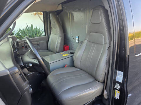 2017 Chevrolet Express 2500