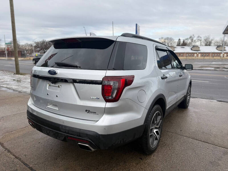 2017 Ford Explorer Sport